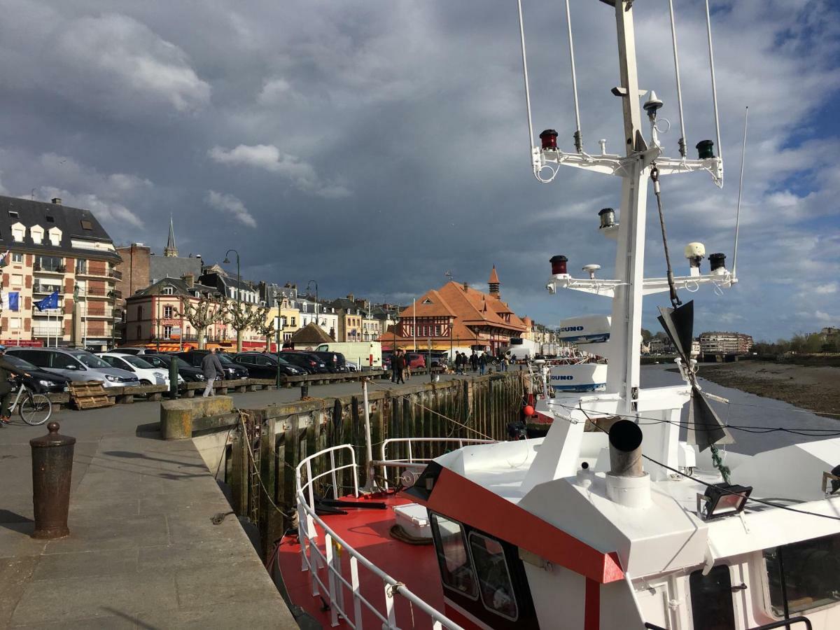 L'Etoile De Trouville 外观 照片