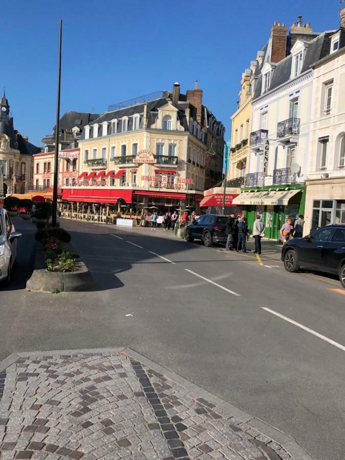 L'Etoile De Trouville 外观 照片
